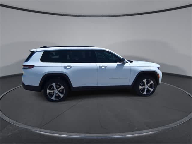 Thumbnail: 2025 Jeep Grand Cherokee - 9