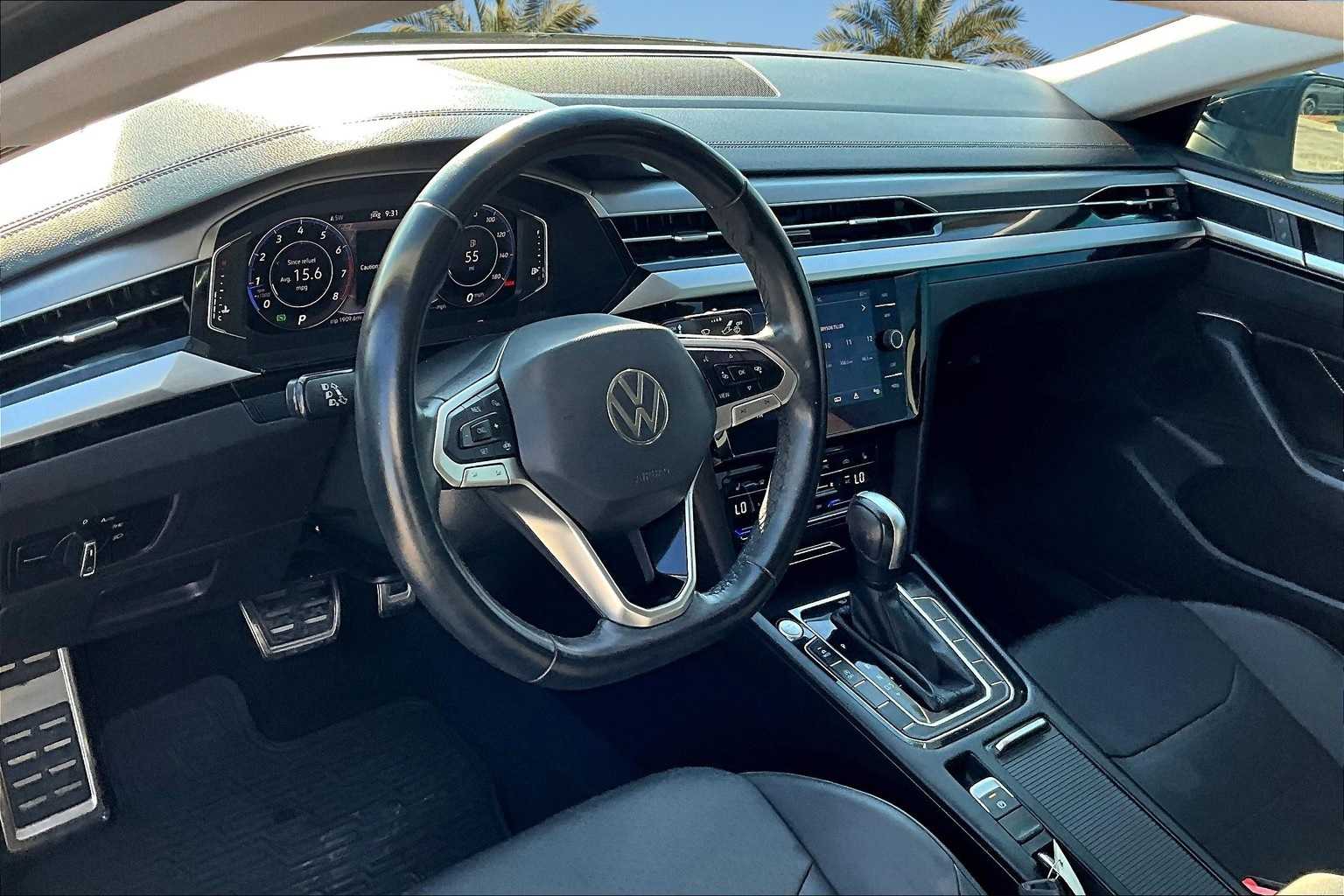 2021 Volkswagen Arteon SE photo 2