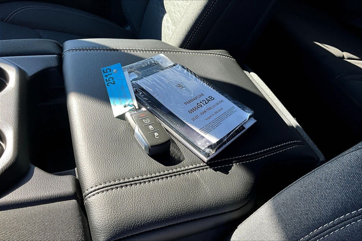 Thumbnail: 2025 RAM 1500 - 19