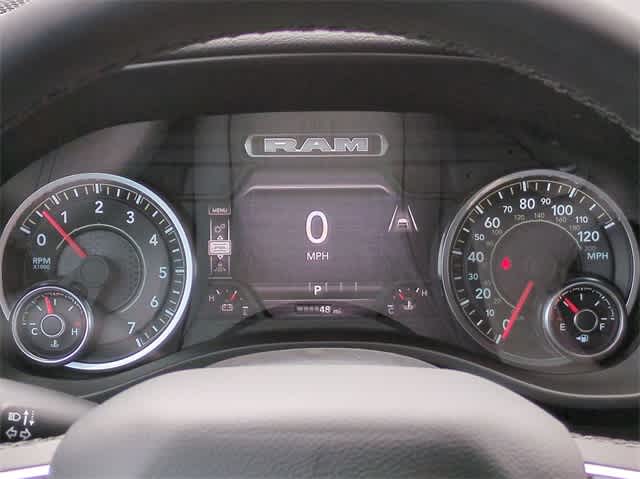 Thumbnail: 2025 RAM 1500 - 33