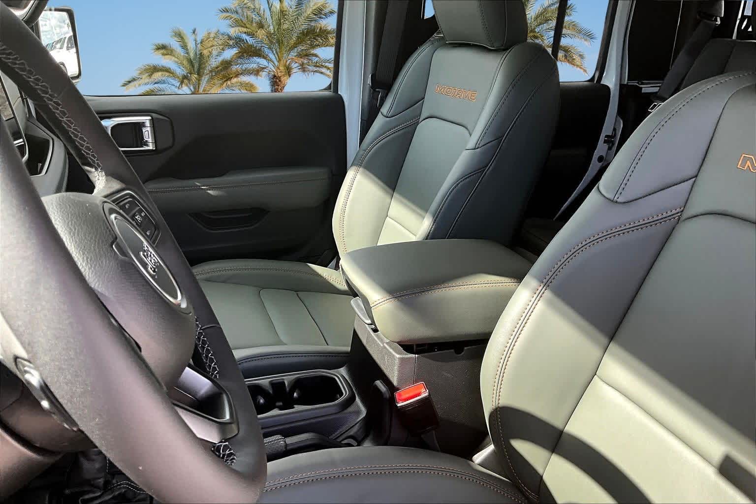 Thumbnail: 2026 Jeep Gladiator - 11