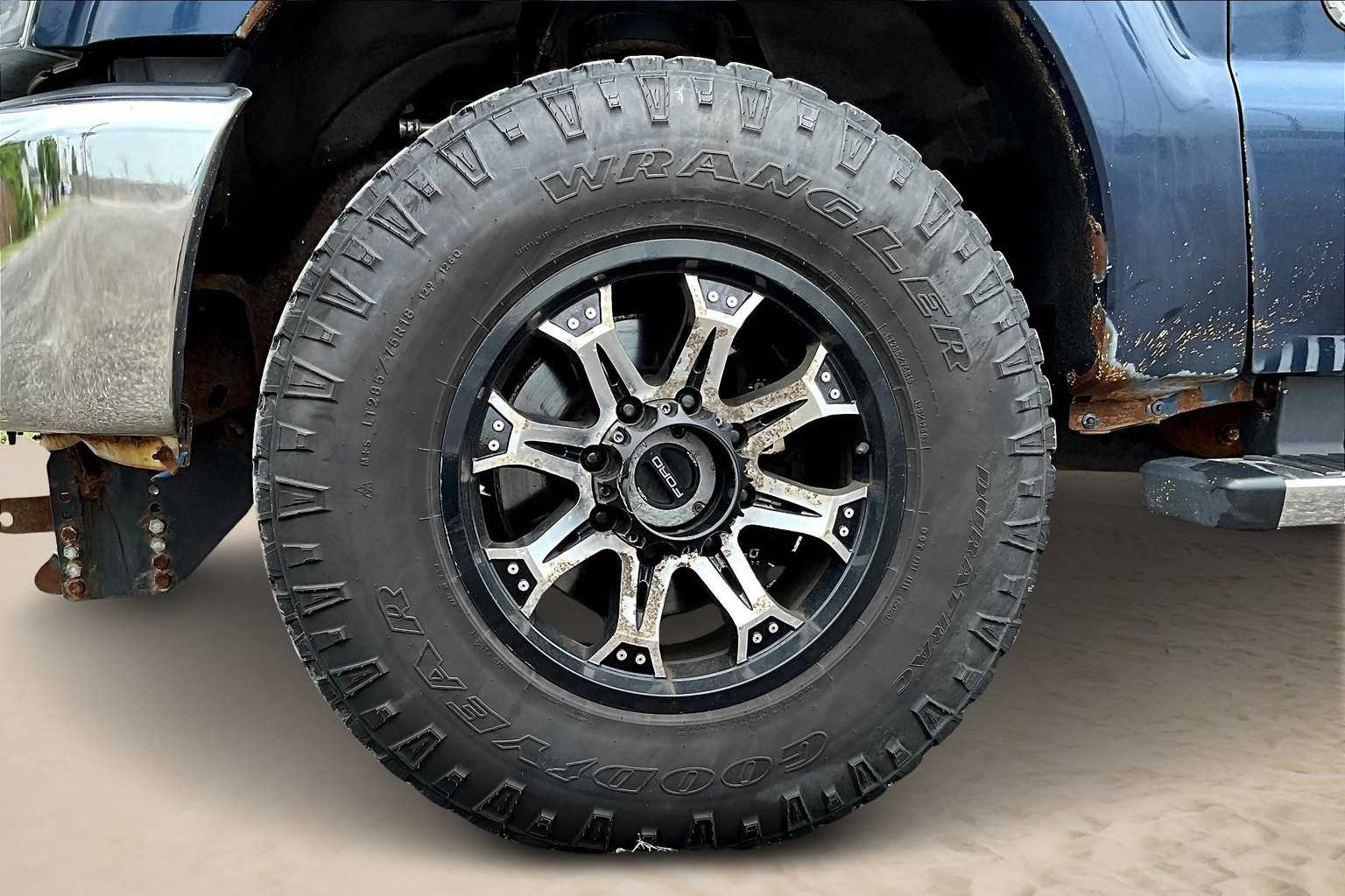 Thumbnail: 2015 Ford F-350 - 7