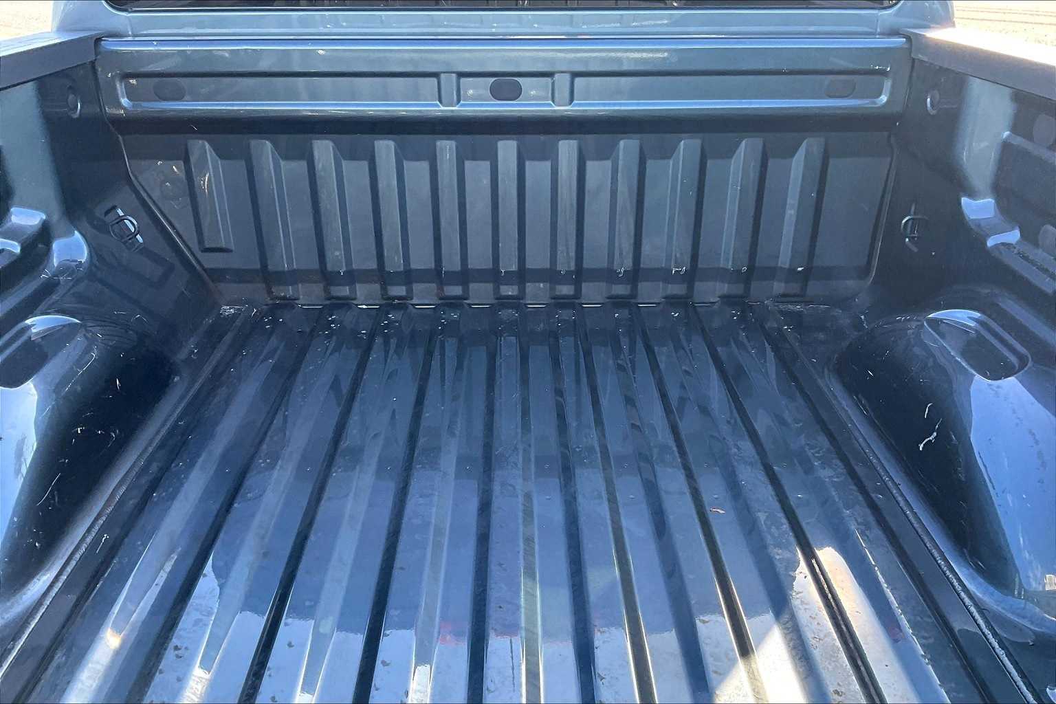 Thumbnail: 2016 Chevrolet Colorado - 18