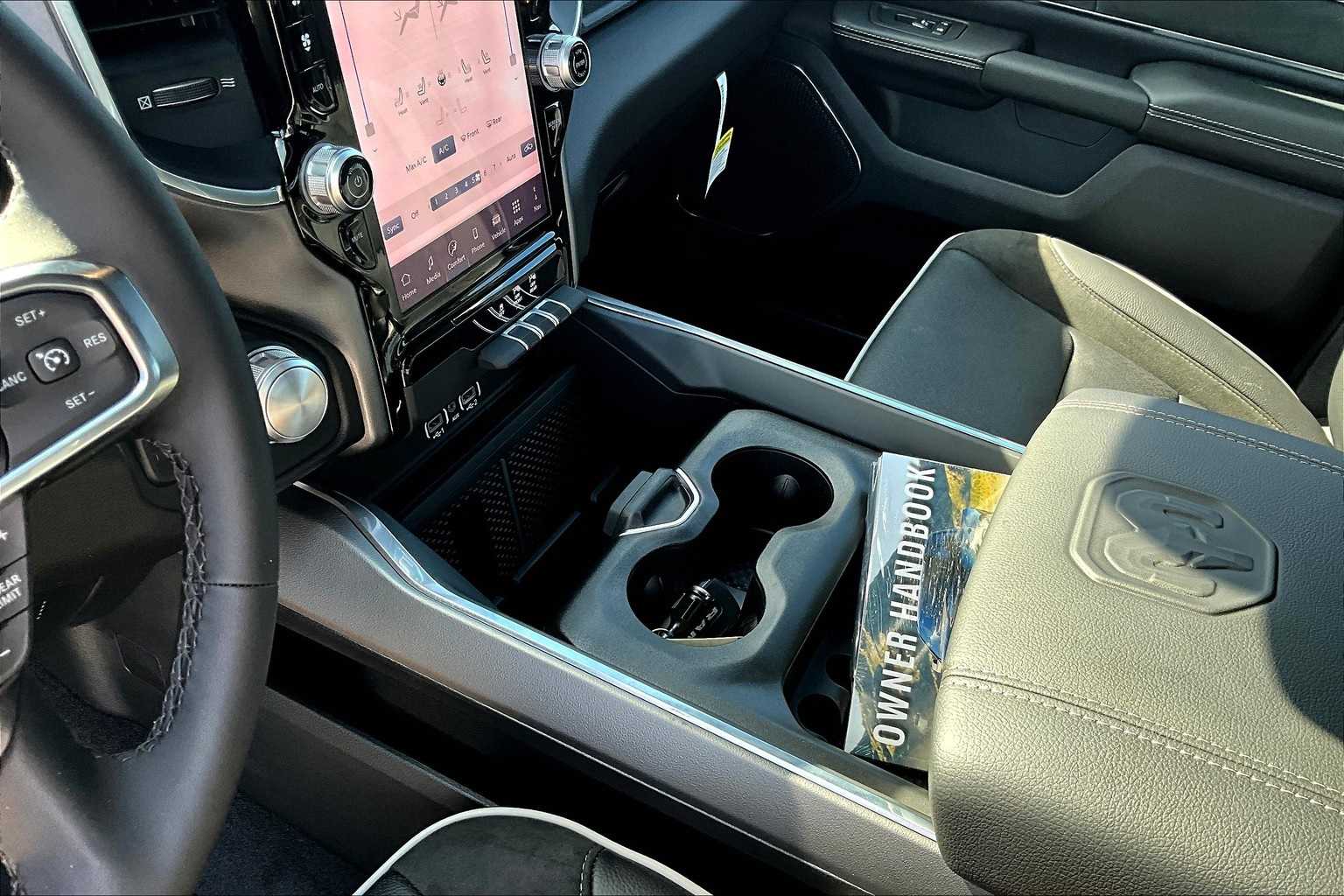 Thumbnail: 2026 RAM 1500 - 17