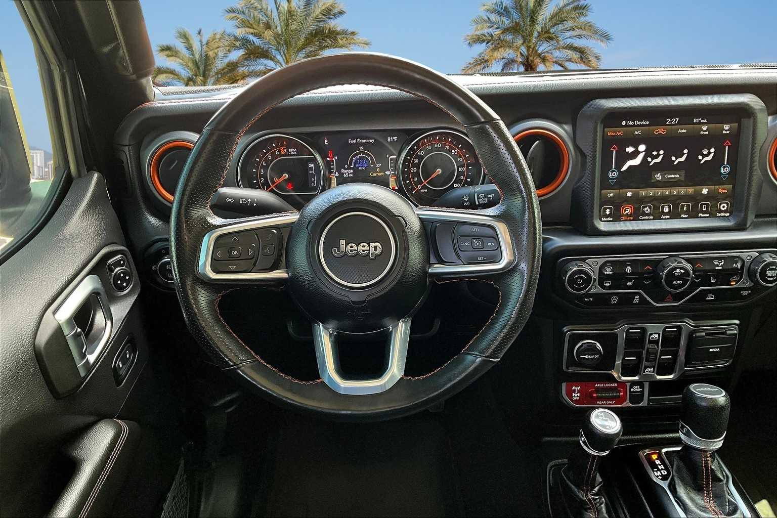 Thumbnail: 2023 Jeep Gladiator - 14