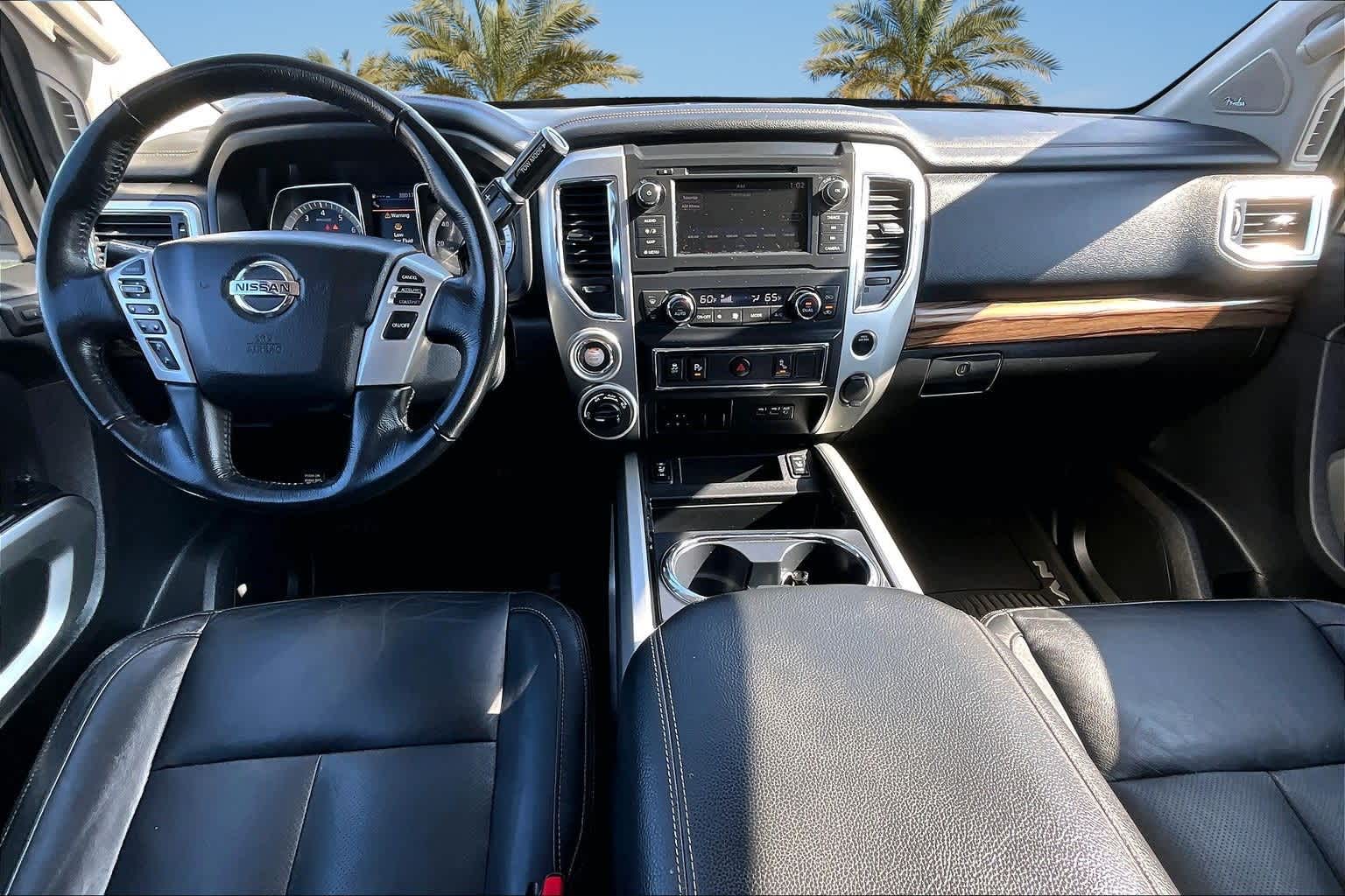 Thumbnail: 2019 Nissan Titan - 9