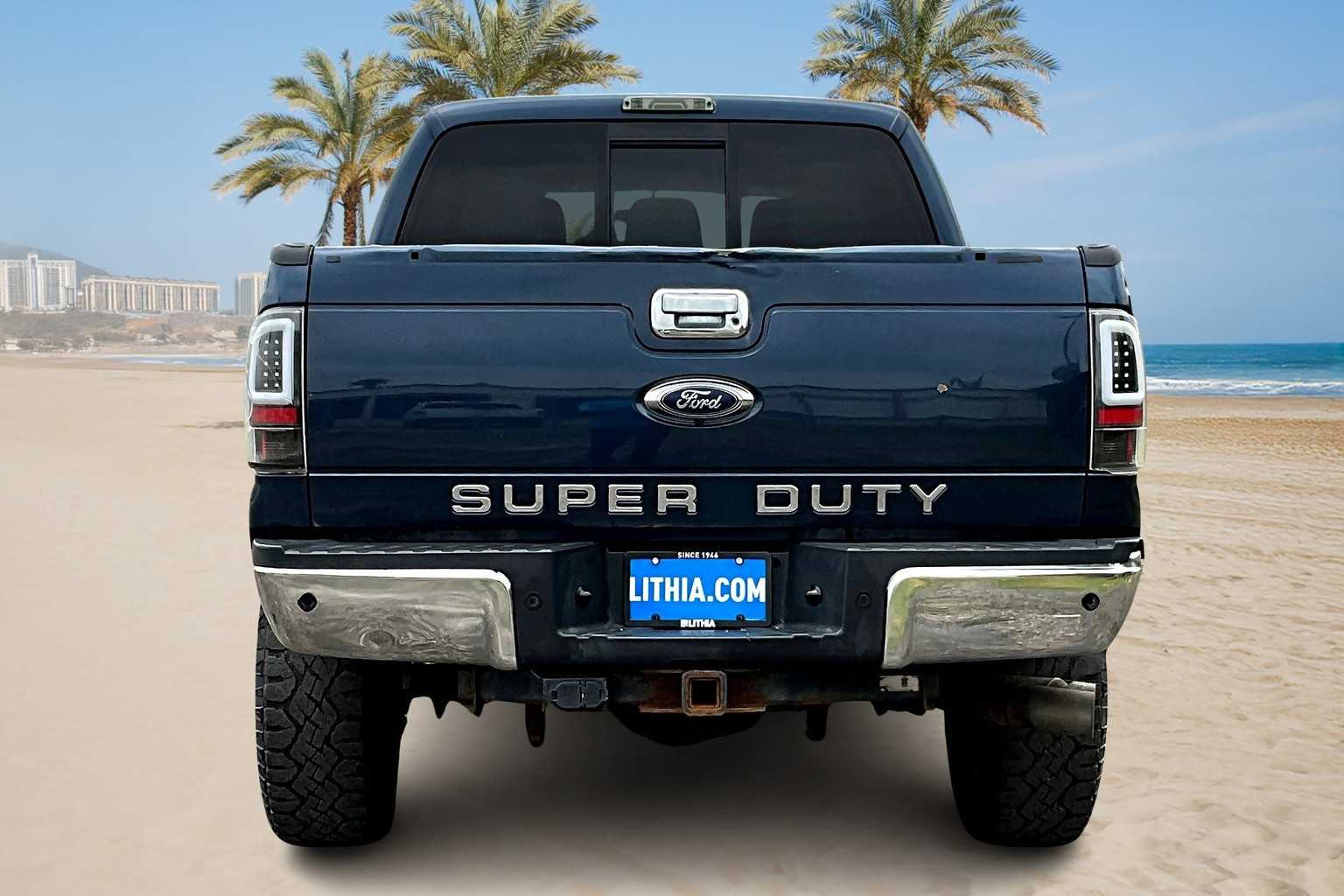 Thumbnail: 2015 Ford F-350 - 4