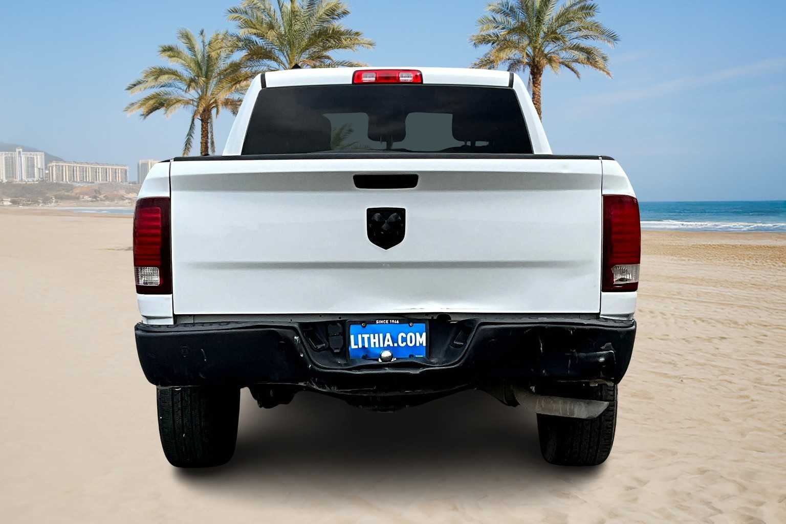 Thumbnail: 2021 RAM 1500 Classic - 4
