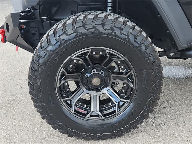 Thumbnail: 2024 Jeep Wrangler - 14