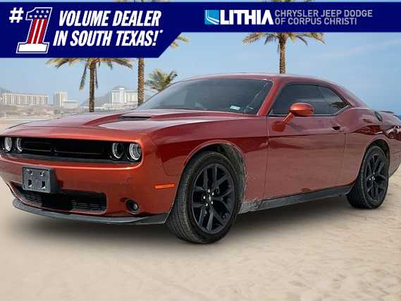 2022 Dodge Challenger SXT Auto's photo