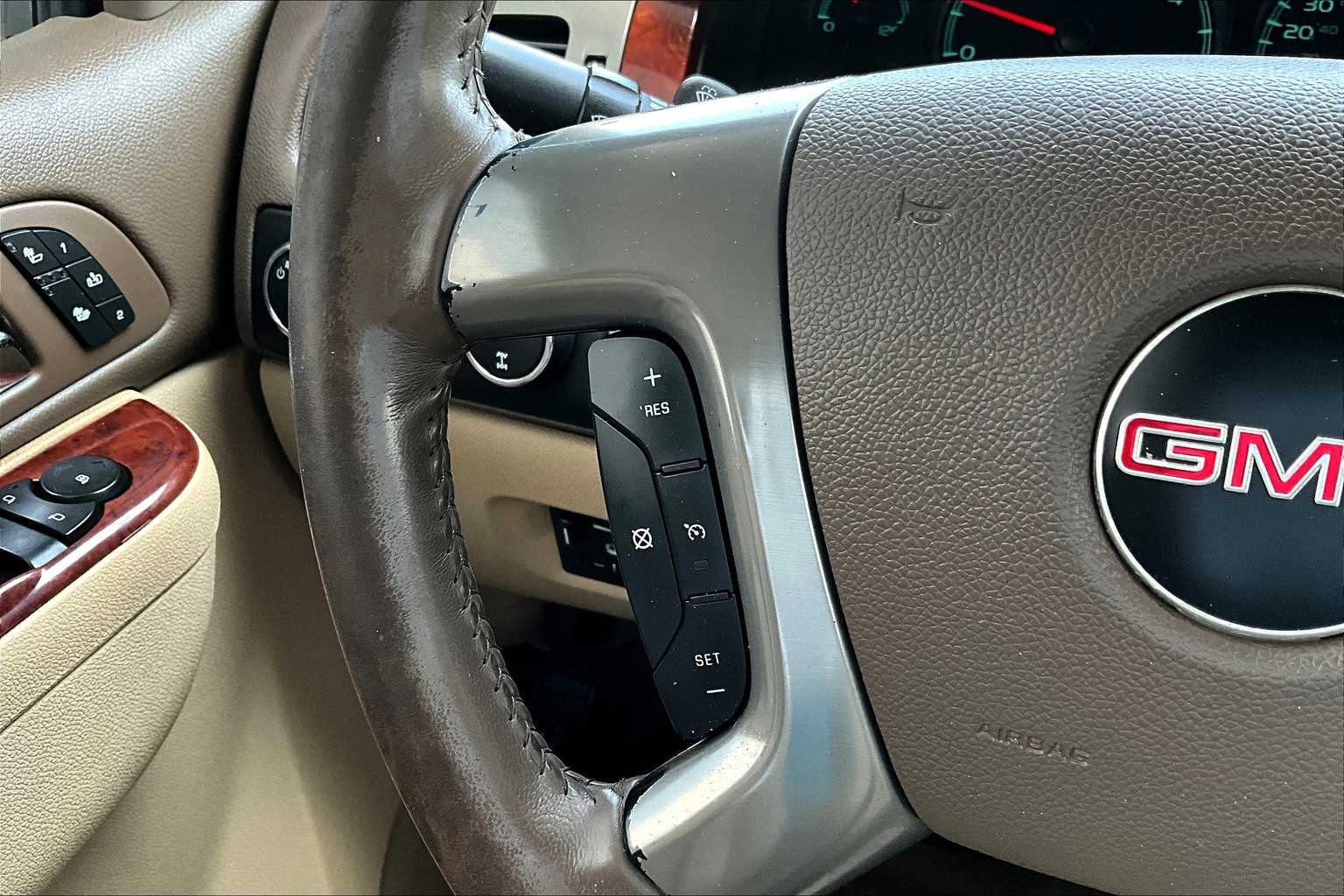 Thumbnail: 2012 GMC Sierra 2500 - 21