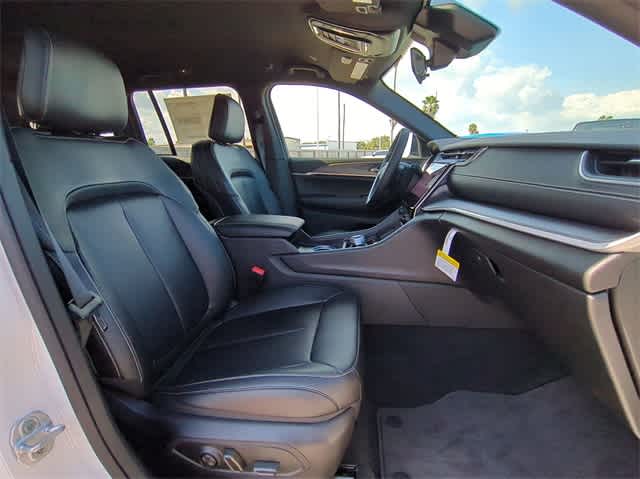 Thumbnail: 2025 Jeep Grand Cherokee - 22