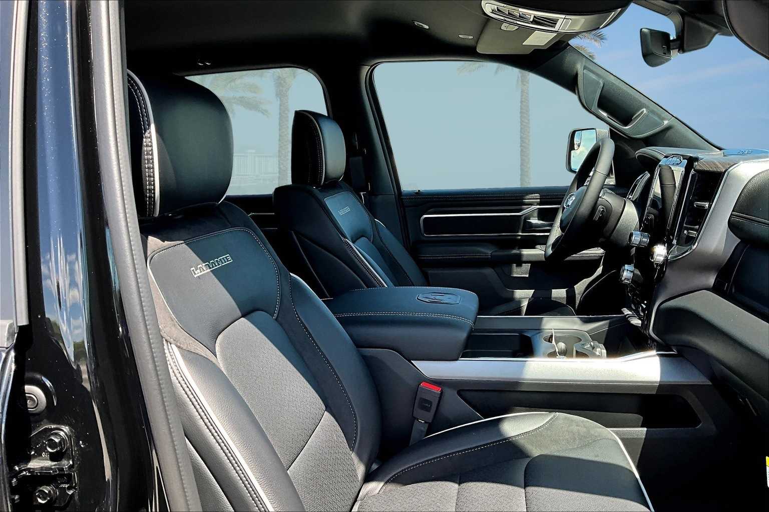 Thumbnail: 2026 RAM 1500 - 14