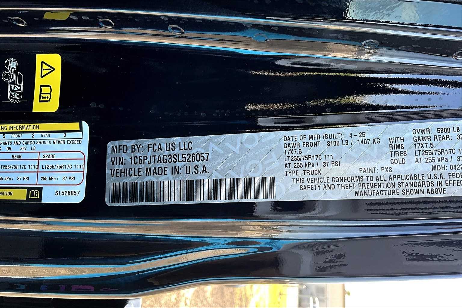 Thumbnail: 2025 Jeep Gladiator - 11