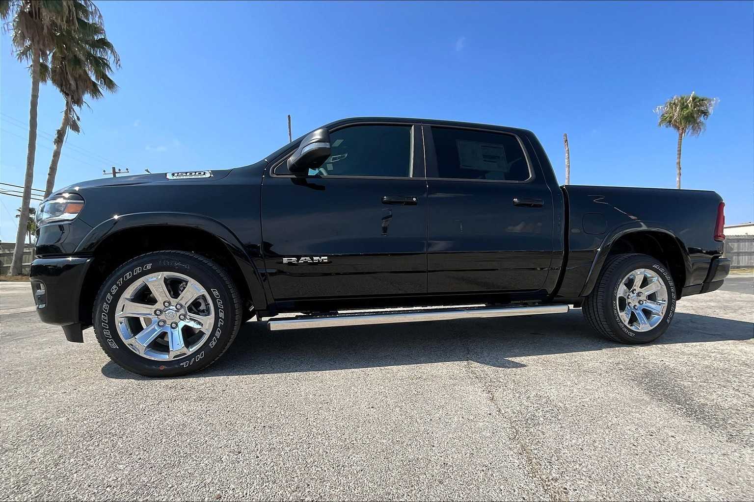 New 2026 Ram 1500 LONE STAR CREW CAB 4X4 5'7 BOX Pickup
