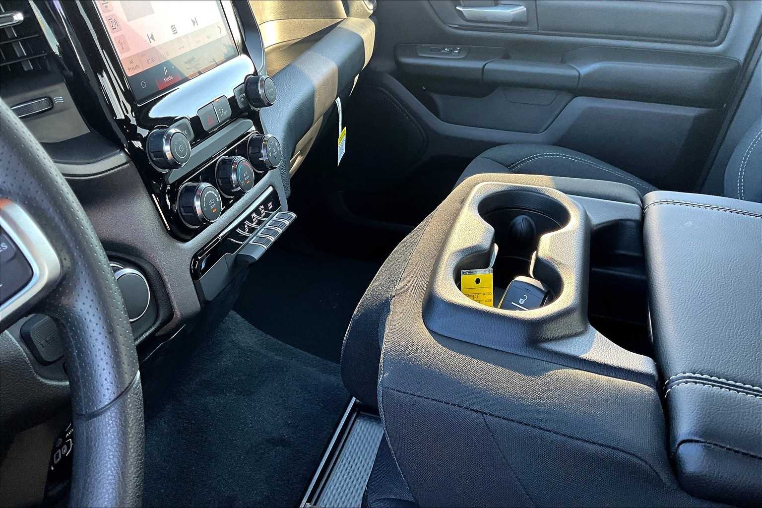 Thumbnail: 2025 RAM 1500 - 16