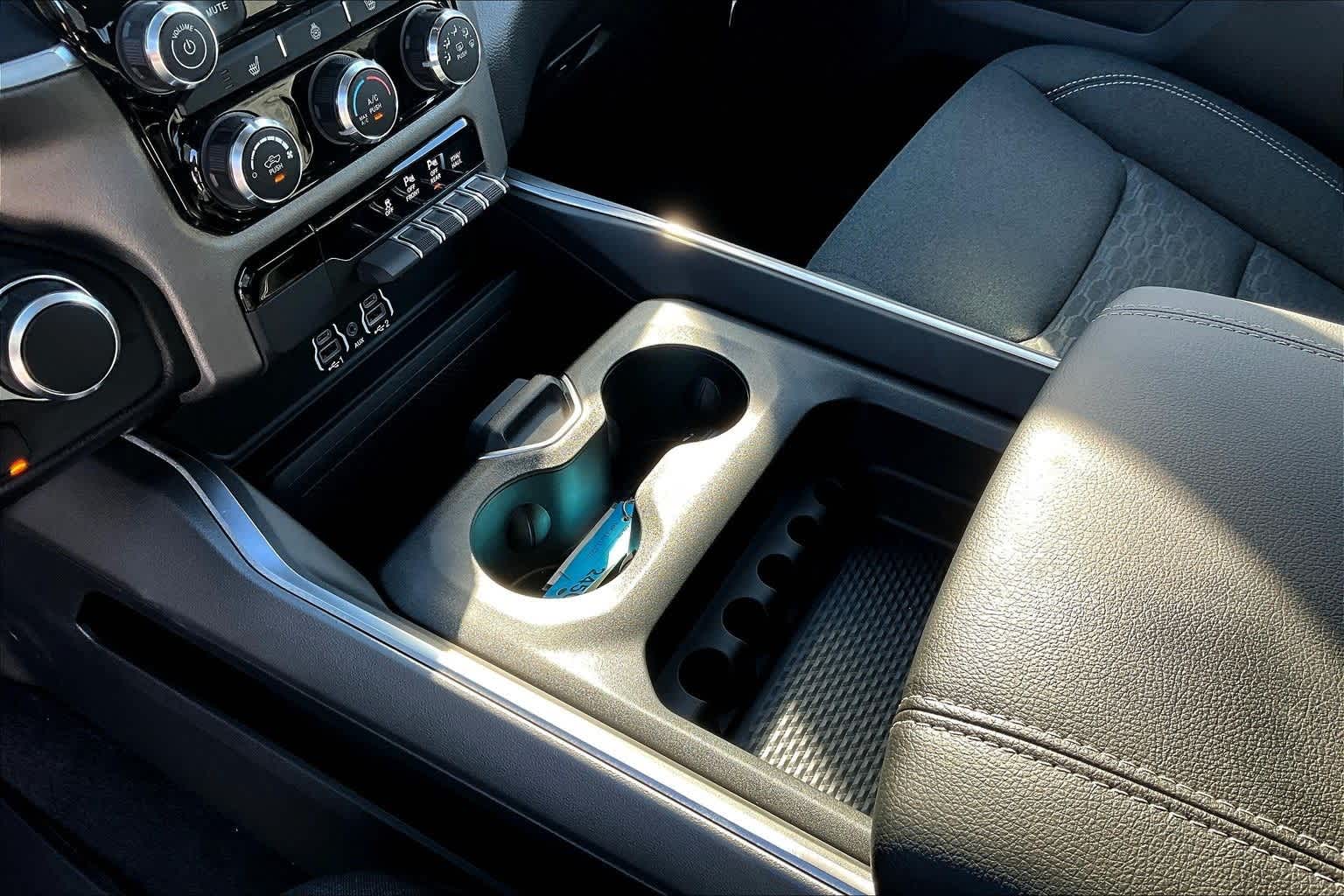 Thumbnail: 2025 RAM 1500 - 17