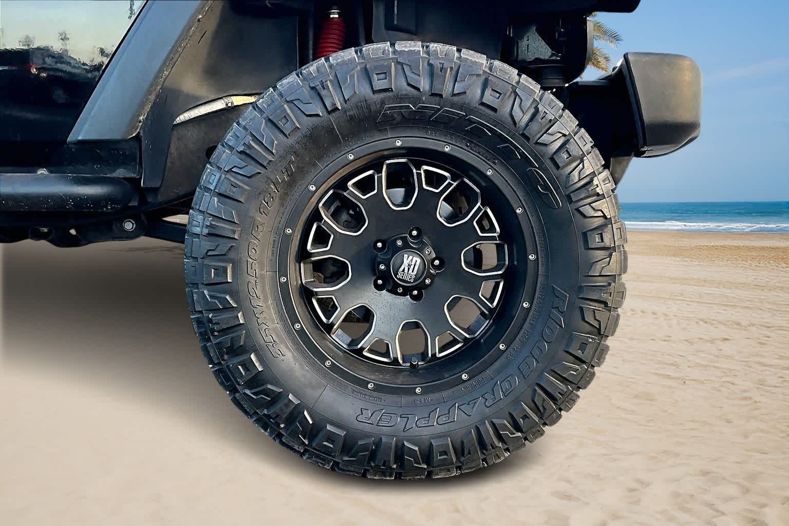 Thumbnail: 2014 Jeep Wrangler - 7