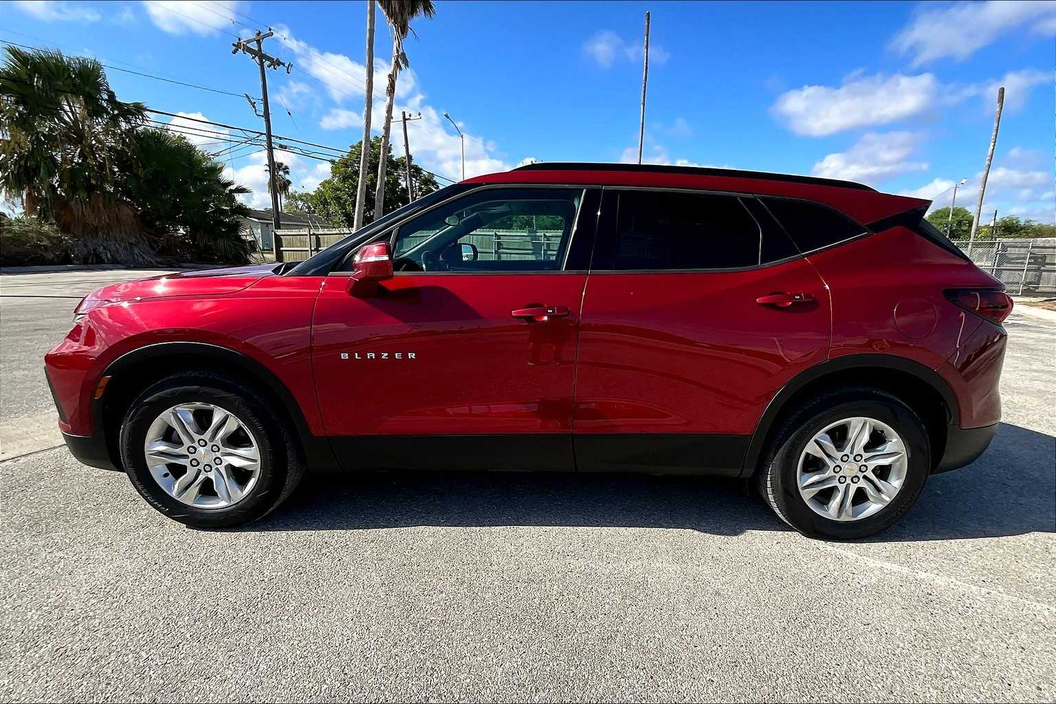 Thumbnail: 2019 Chevrolet Blazer - 3