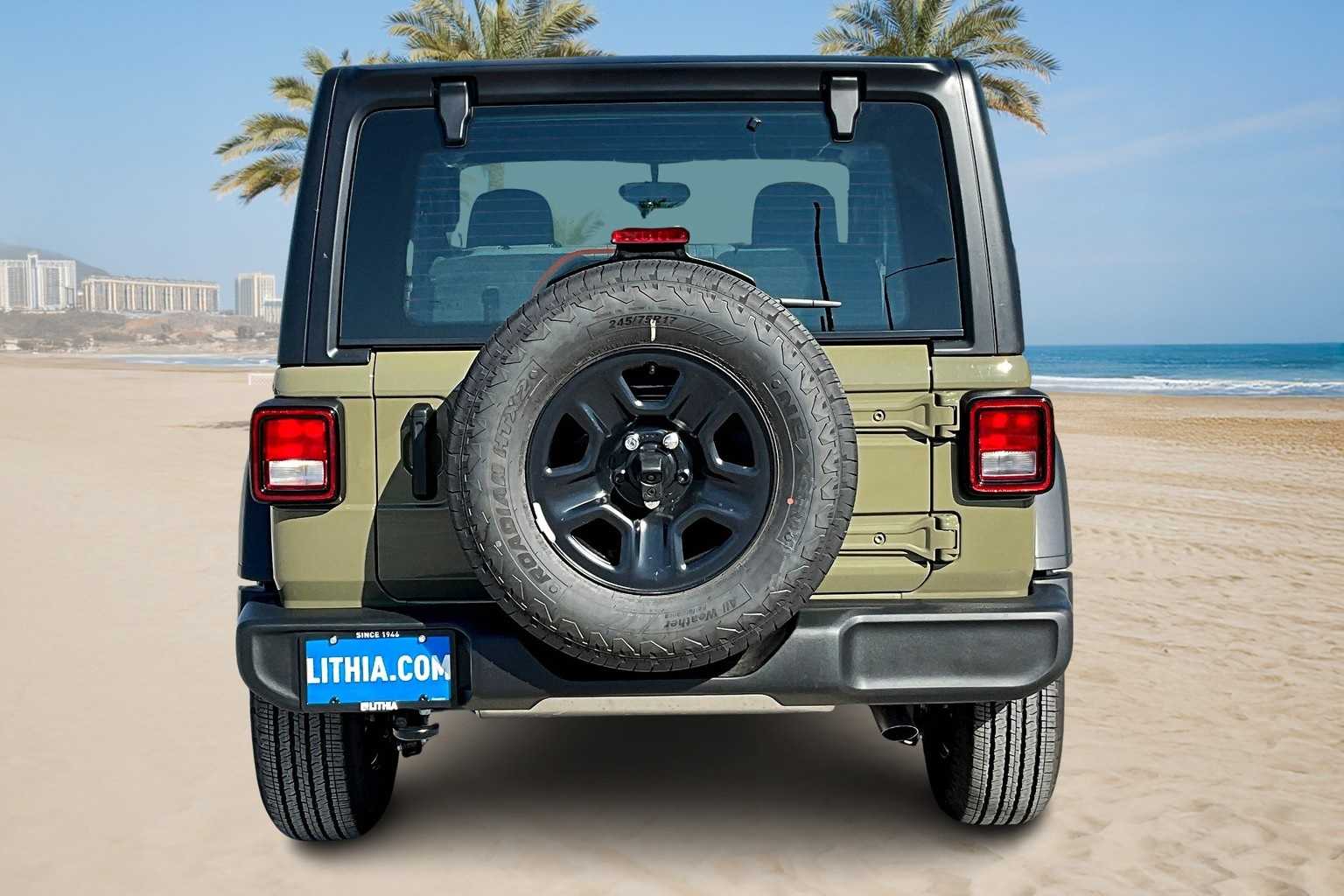 Thumbnail: 2025 Jeep Wrangler - 5