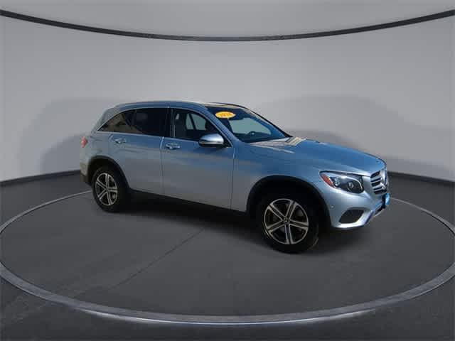 2018 Mercedes-Benz GLC 300 2