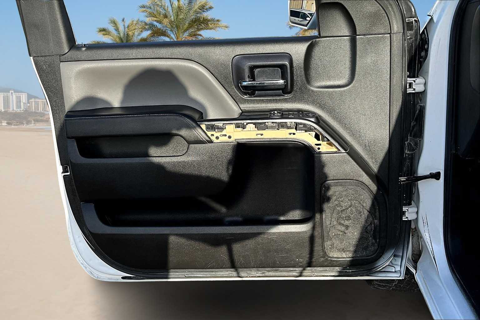 2015 Chevrolet Silverado 1500  23
