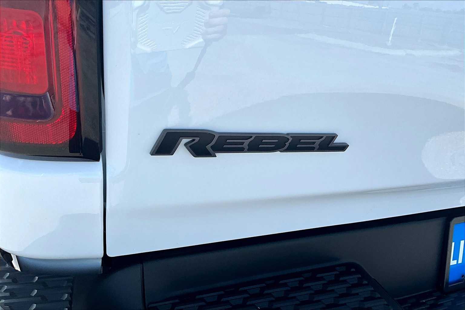 Thumbnail: 2026 RAM 1500 - 7