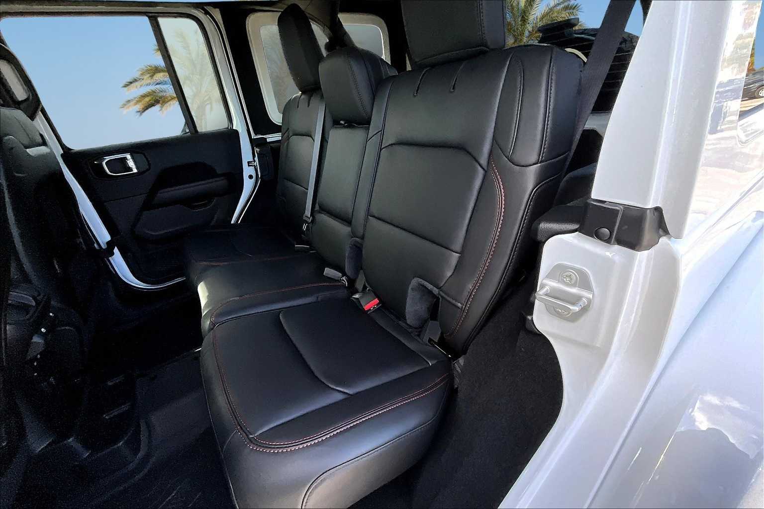 Thumbnail: 2025 Jeep Wrangler - 13