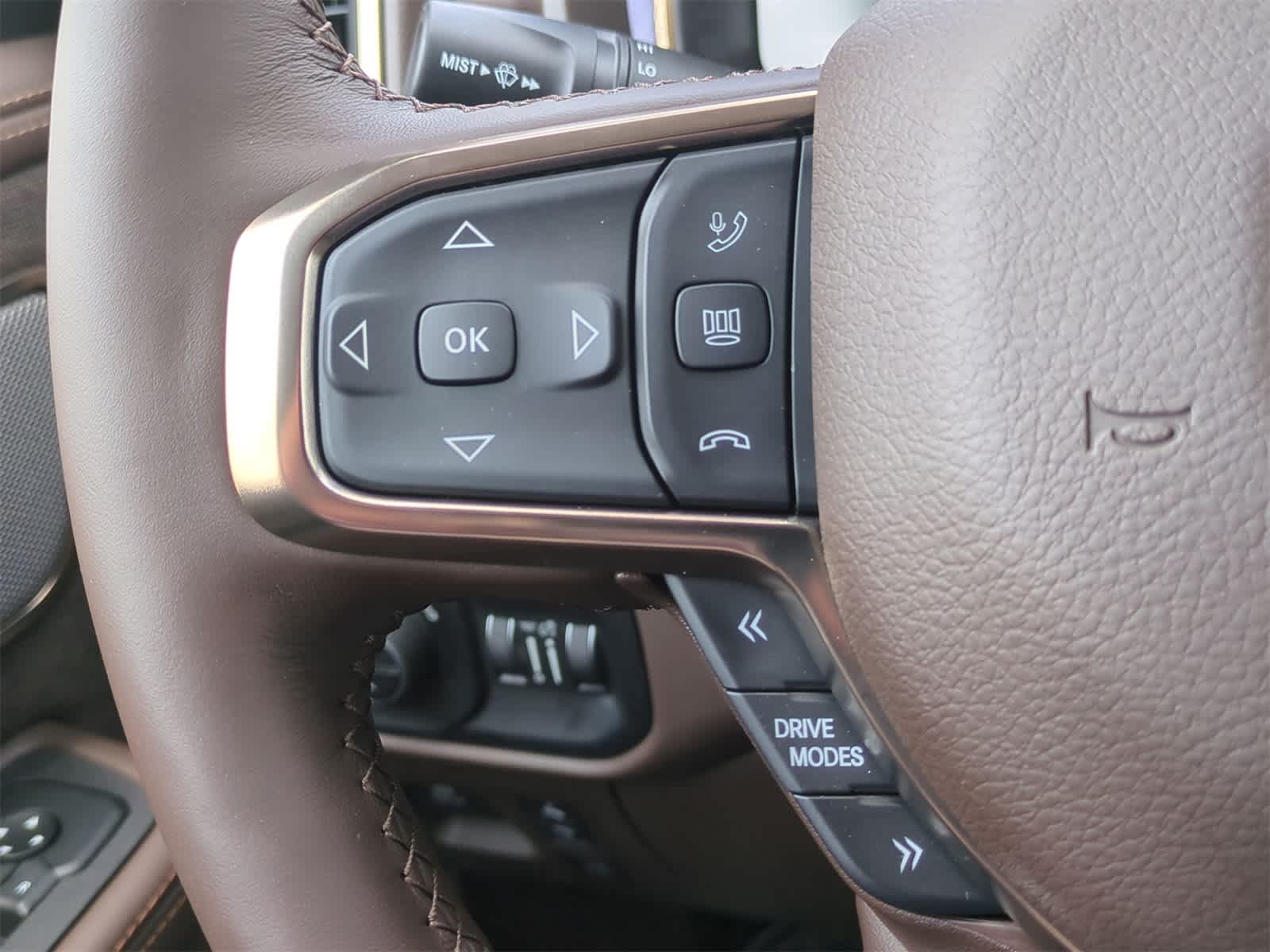 Thumbnail: 2025 RAM 1500 - 24