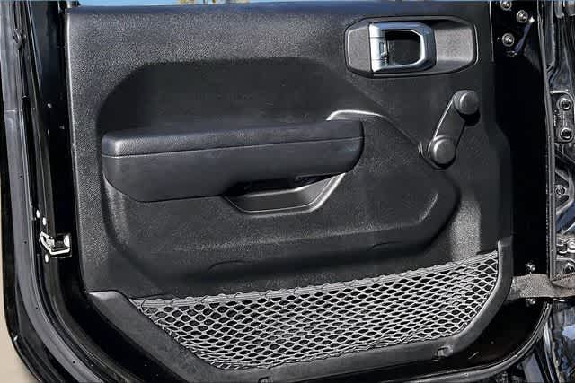 Thumbnail: 2023 Jeep Gladiator - 25