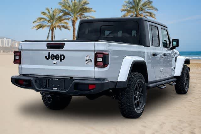 Thumbnail: 2024 Jeep Gladiator - 15