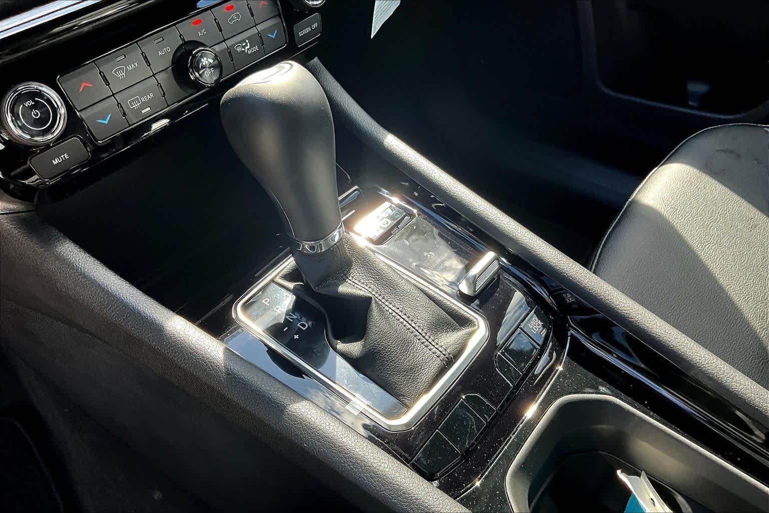 Thumbnail: 2026 Jeep Compass - 17