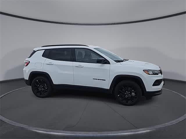 Thumbnail: 2025 Jeep Compass - 9