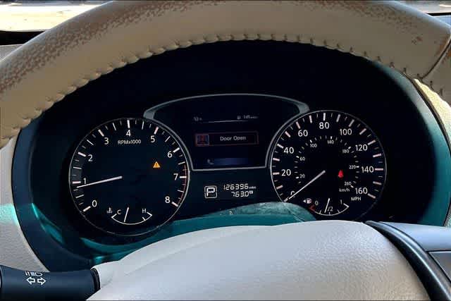 Thumbnail: 2015 Nissan Altima - 18