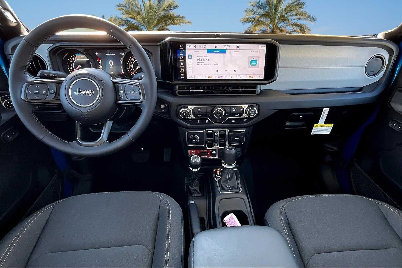 Thumbnail: 2025 Jeep Gladiator - 9