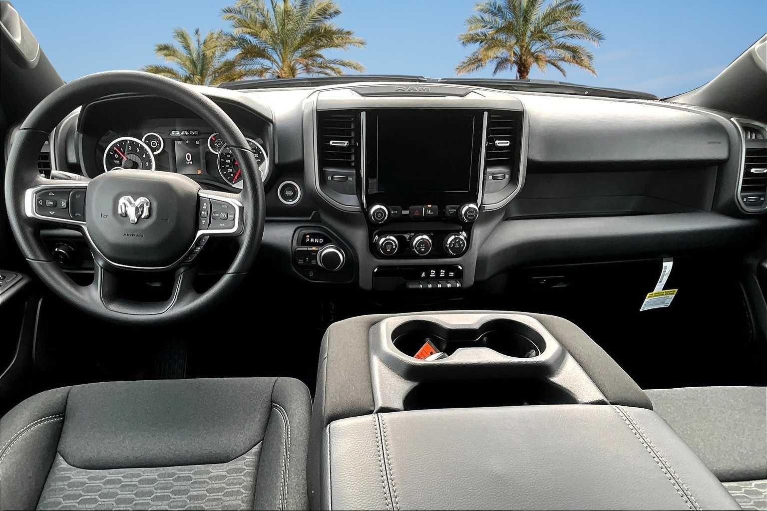 Thumbnail: 2025 RAM 1500 - 10