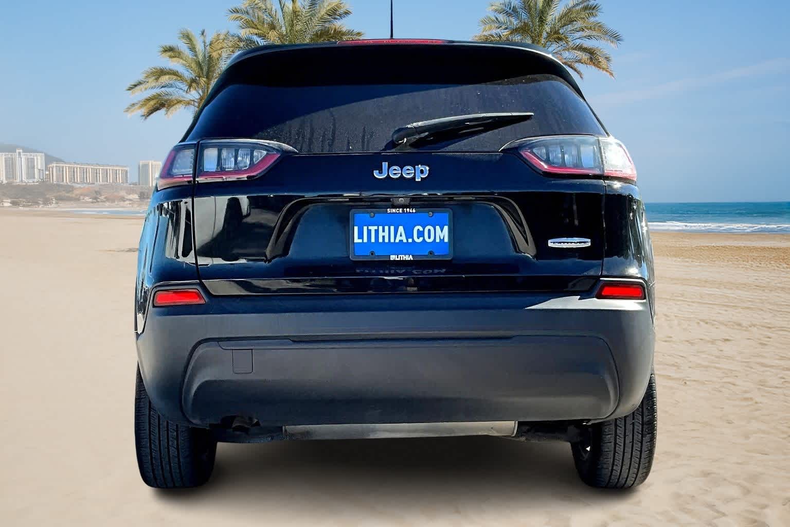 Thumbnail: 2019 Jeep Cherokee - 5