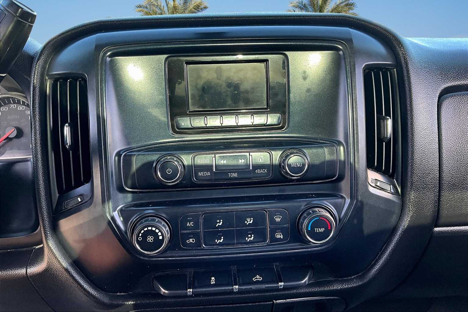 2015 Chevrolet Silverado 1500  13
