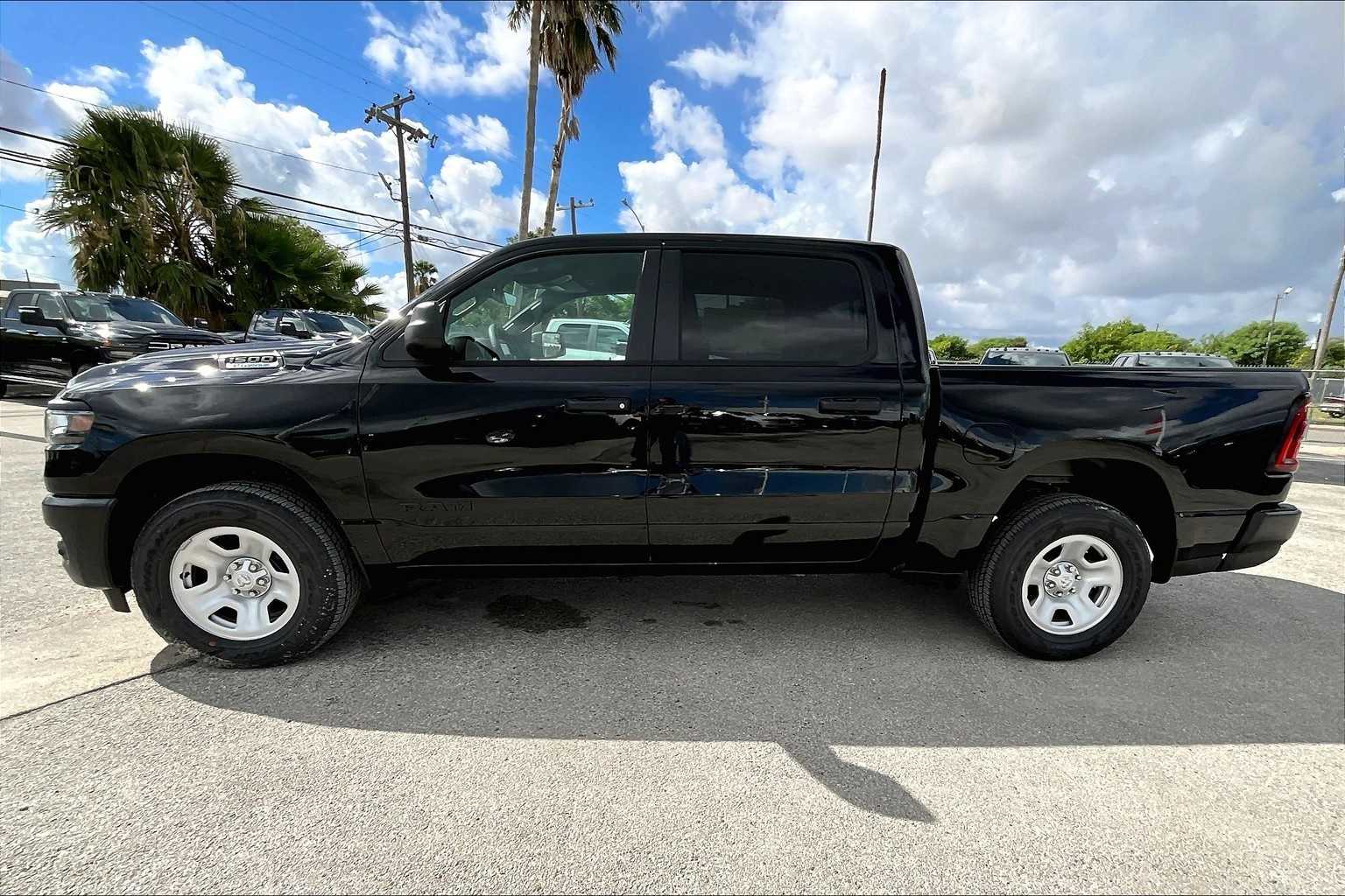 Thumbnail: 2025 RAM 1500 - 3