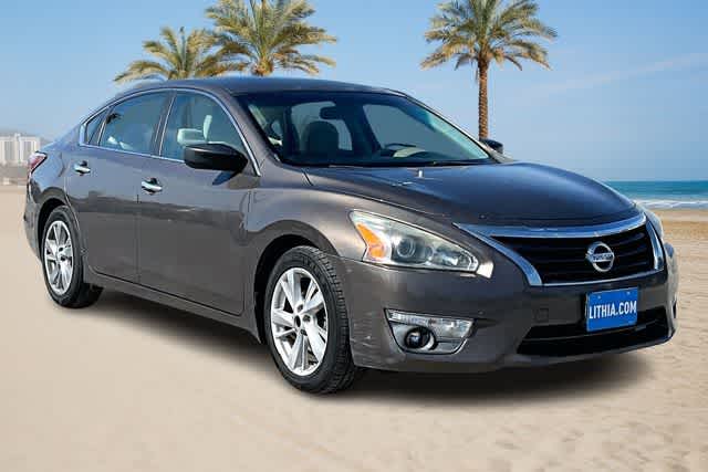 Thumbnail: 2015 Nissan Altima - 21