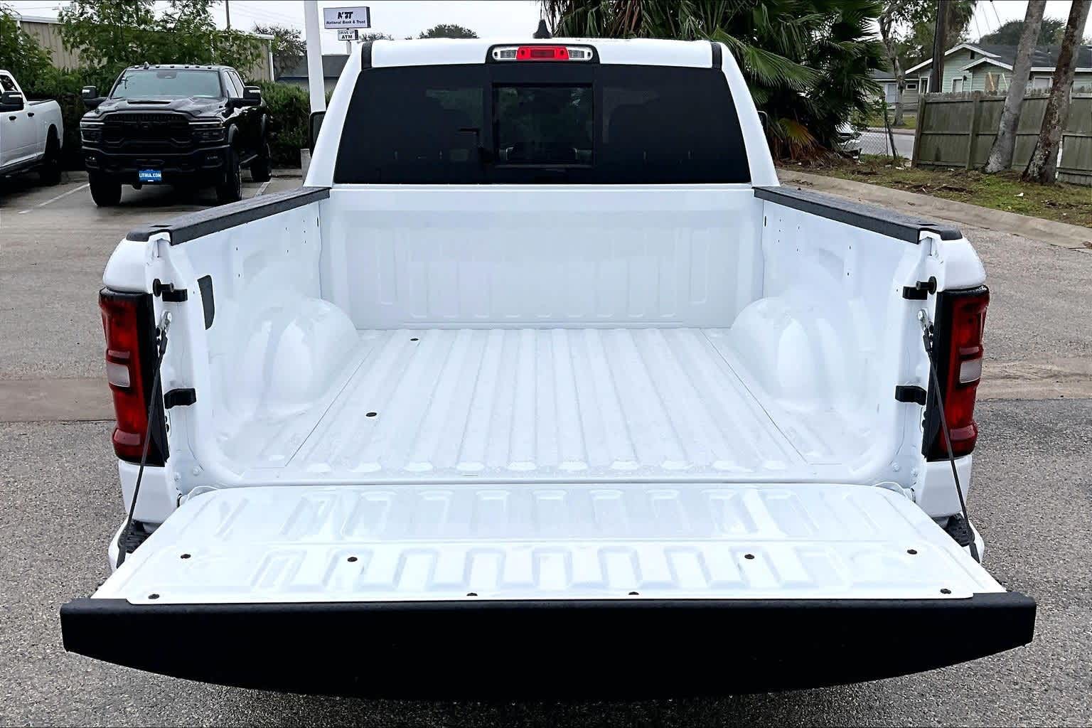 Thumbnail: 2026 RAM 1500 - 18