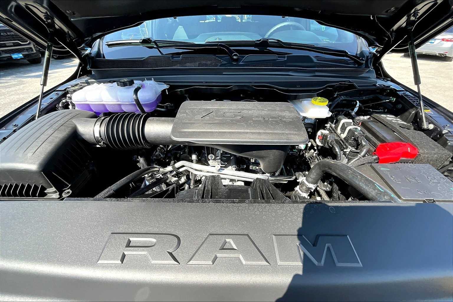 Thumbnail: 2025 RAM 1500 - 8