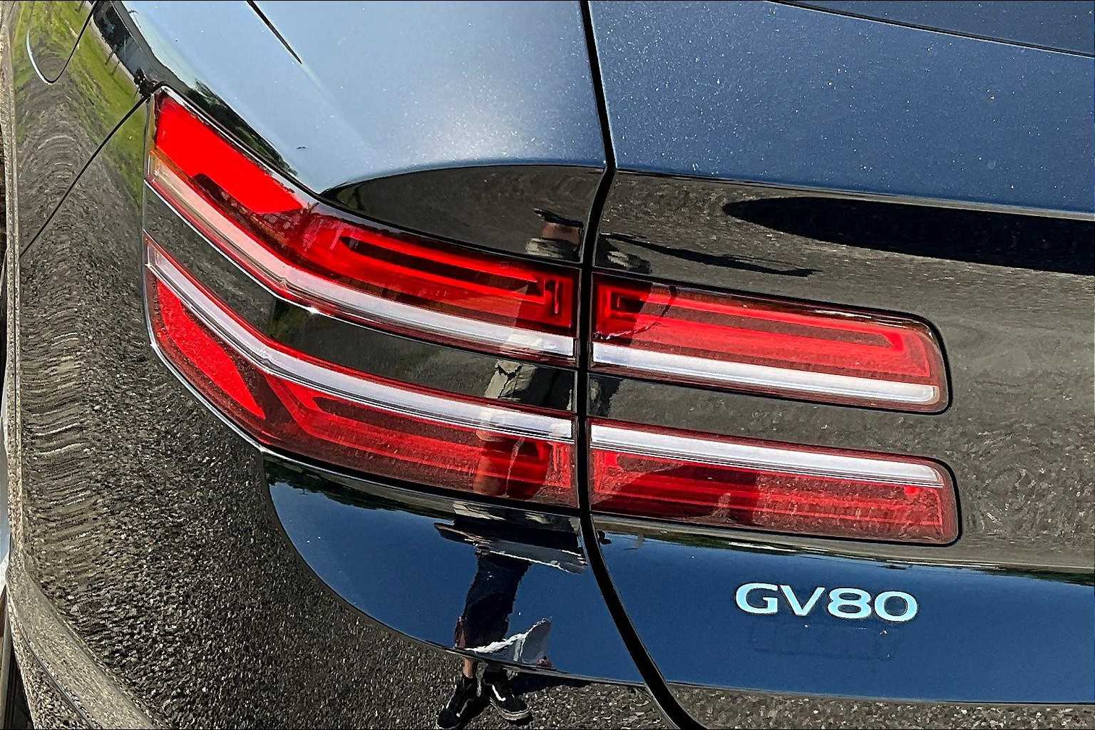 Thumbnail: 2021 Genesis GV80 - 32