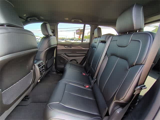 2025 Jeep Grand Cherokee Limited Edition 20
