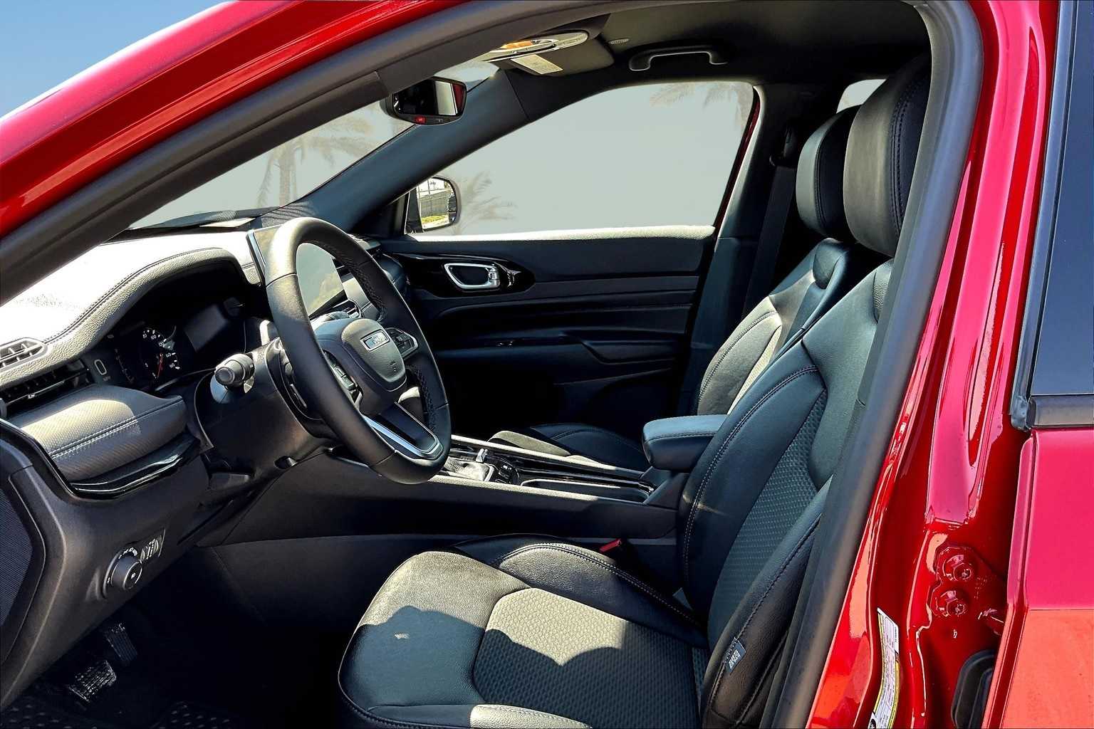 Thumbnail: 2026 Jeep Compass - 10