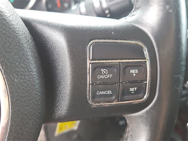 Thumbnail: 2015 Jeep Wrangler - 22