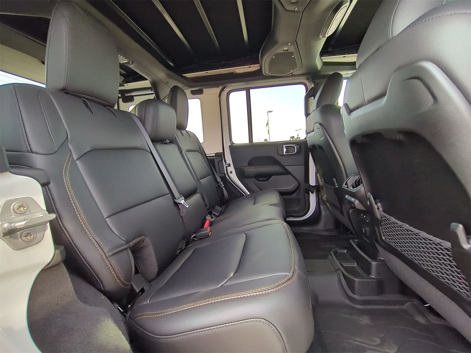 Thumbnail: 2025 Jeep Wrangler - 21