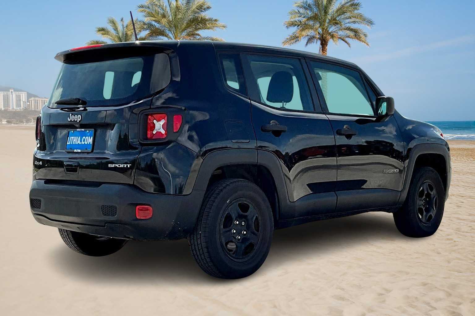 Thumbnail: 2020 Jeep Renegade - 23