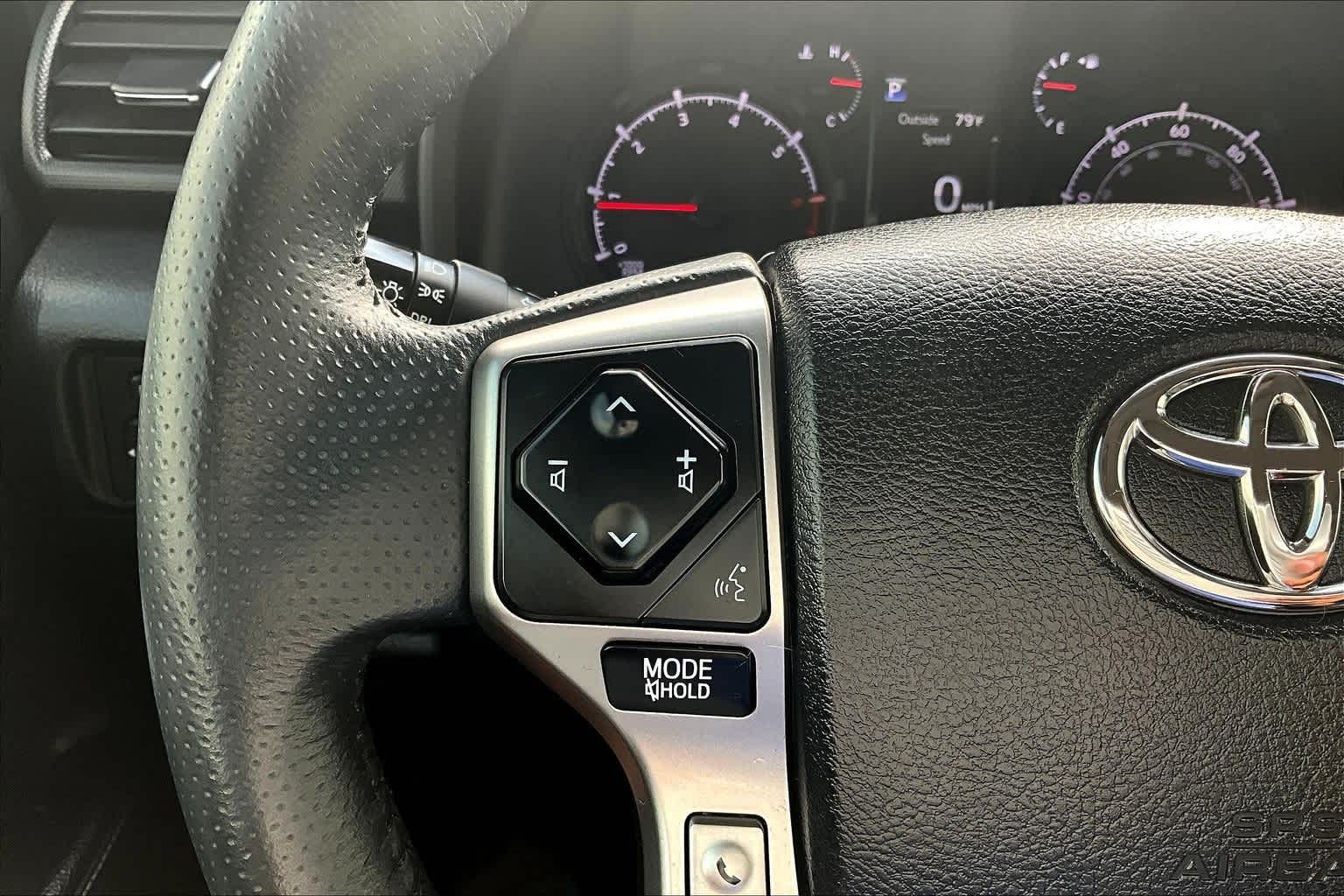 Thumbnail: 2021 Toyota 4Runner - 22