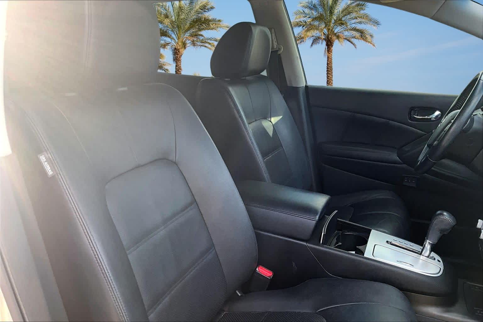 Thumbnail: 2014 Nissan Murano - 14